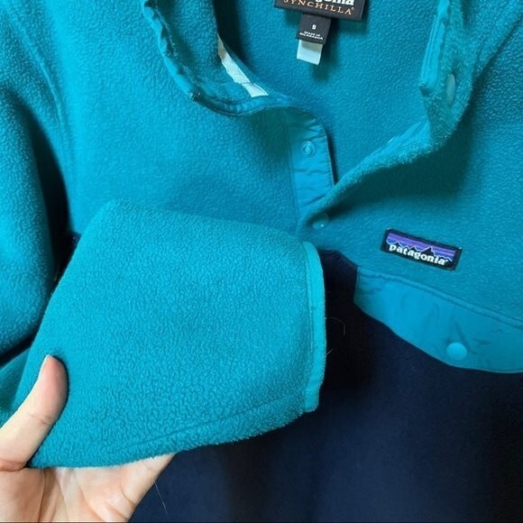 Patagonia  Lightweight Synchilla Snap-T Pullover in Elwha Blue S - Picture 5 of 9